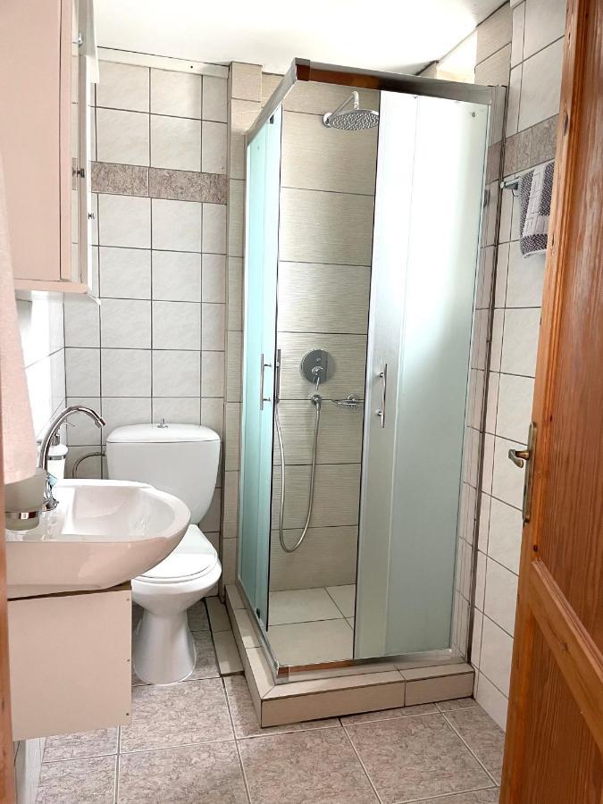 Wave Rooms Maleme  Bagian luar foto